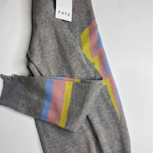 Fate lighting bolt distressed sweater small 
NWT - Picture 6 of 8